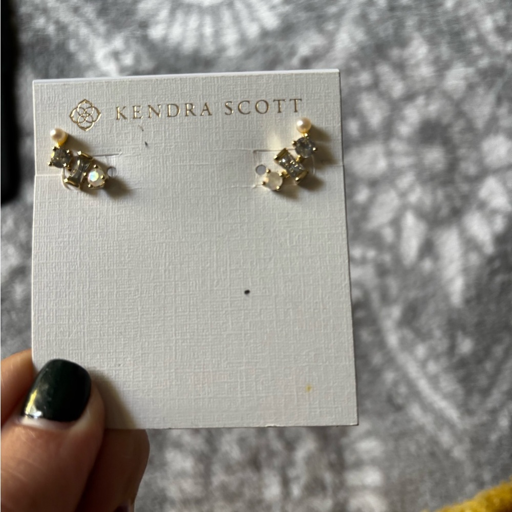 Never worn Kendra Scott ear climbers